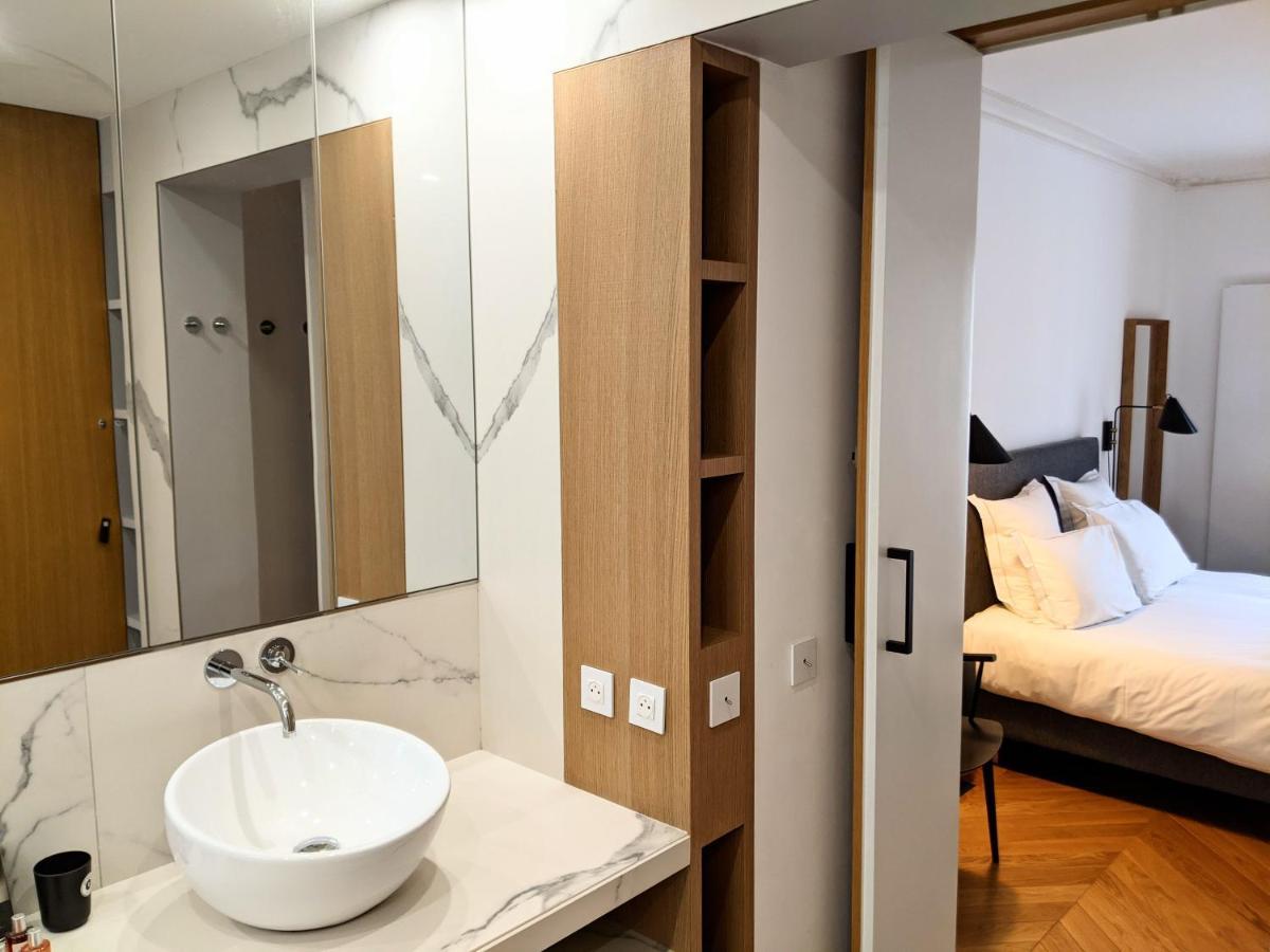 Residences Harcourt - Ile Saint Louis - Parigi Esterno foto